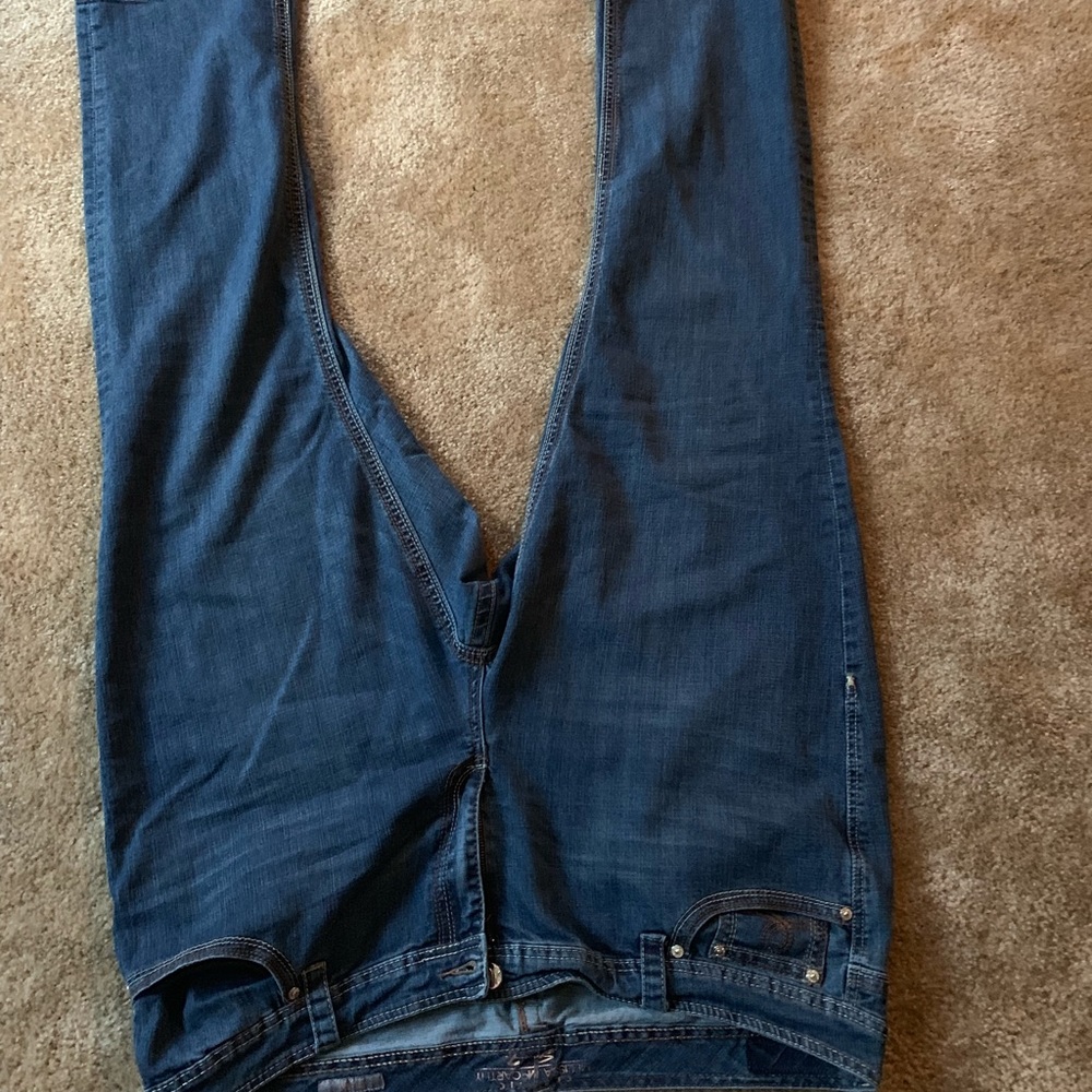 Melissa McCarthy jeans